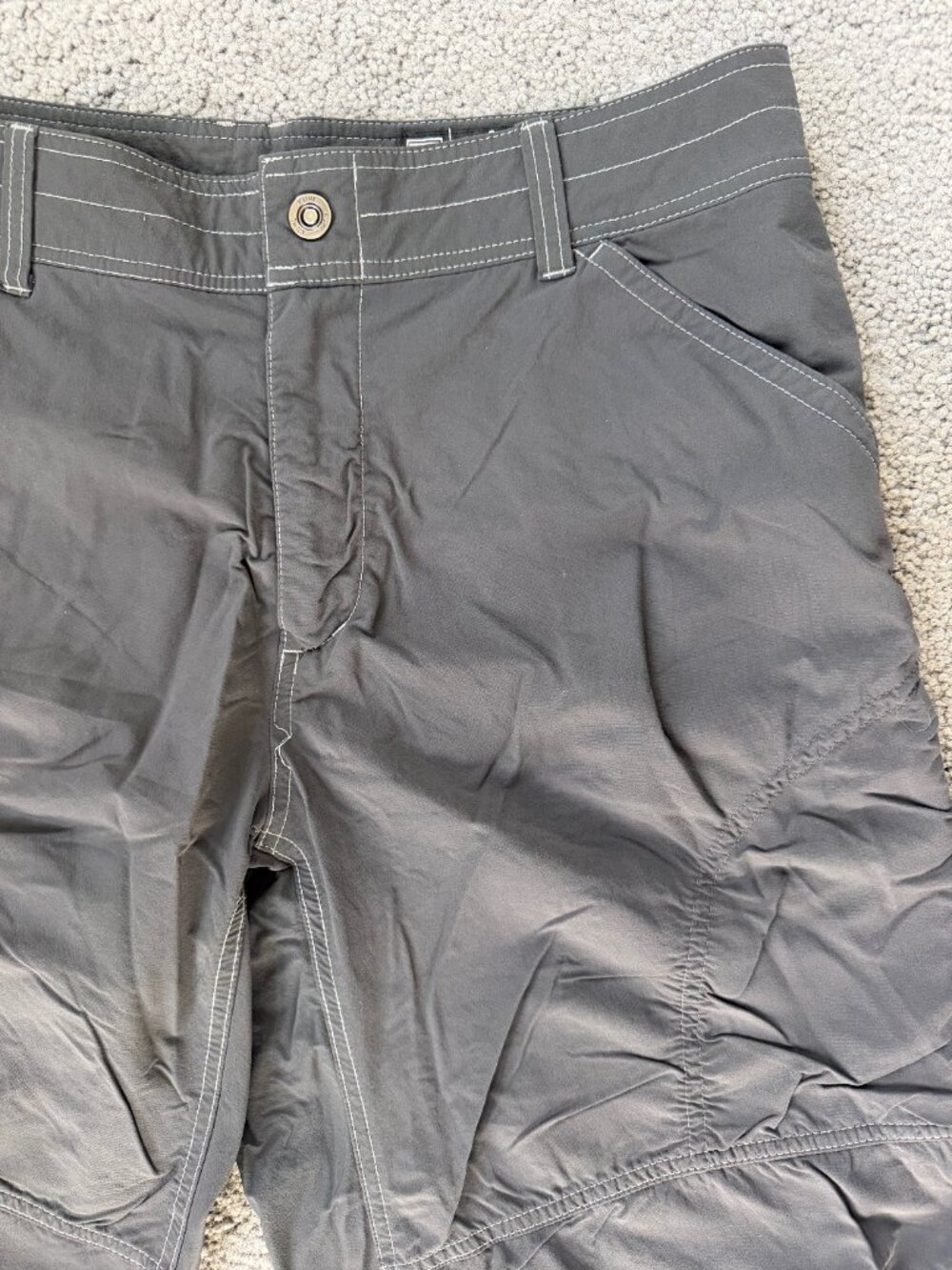 KUHL Renegade Hiking Trail Cargo Shorts Dark Slate Grey Khaki Men's Size 36 -EUC - Picture 2 of 9